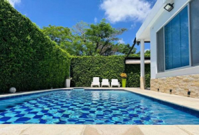 Casa campestre con piscina privada y jacuzzi en Girardot